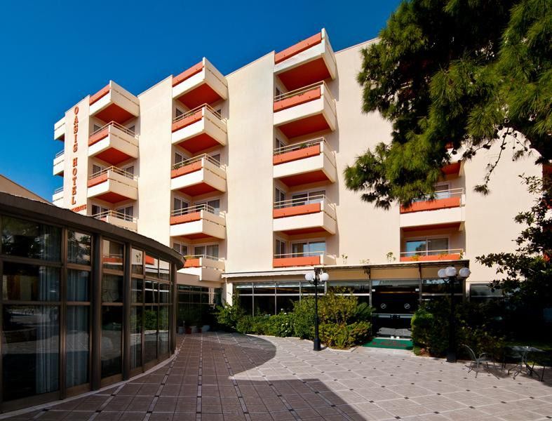 Oasis Hotel Apartments Atene Esterno foto