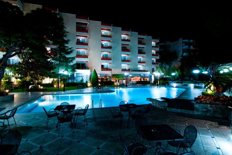 Oasis Hotel Apartments Atene Esterno foto